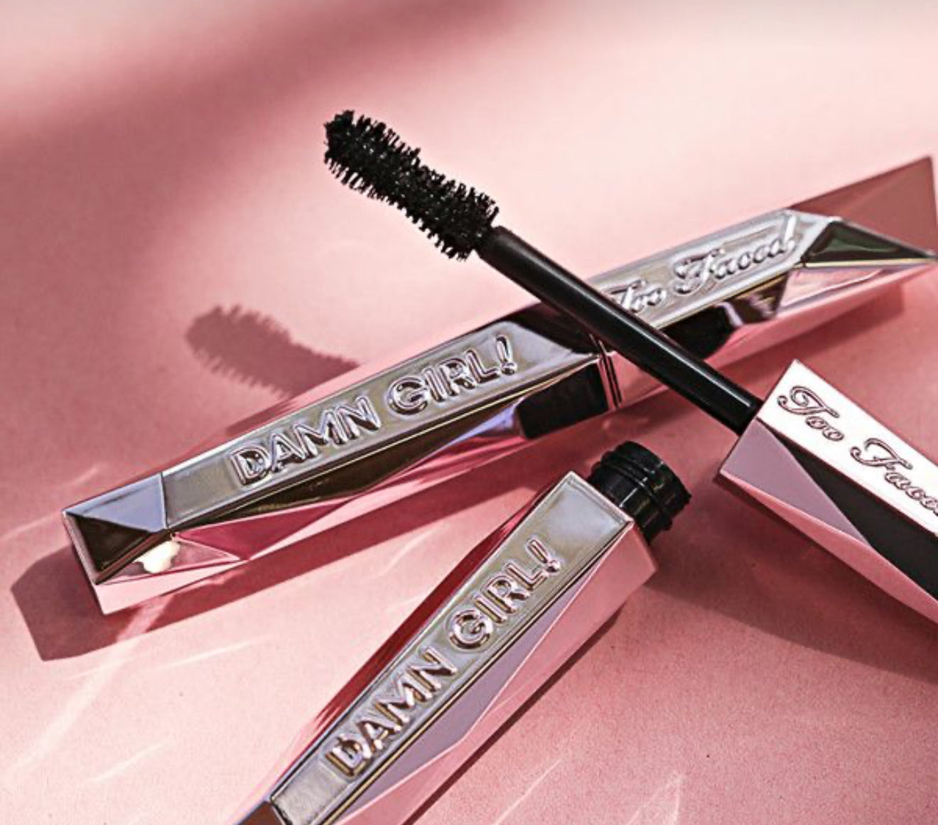 Too faced Damn Than Girl Mascara