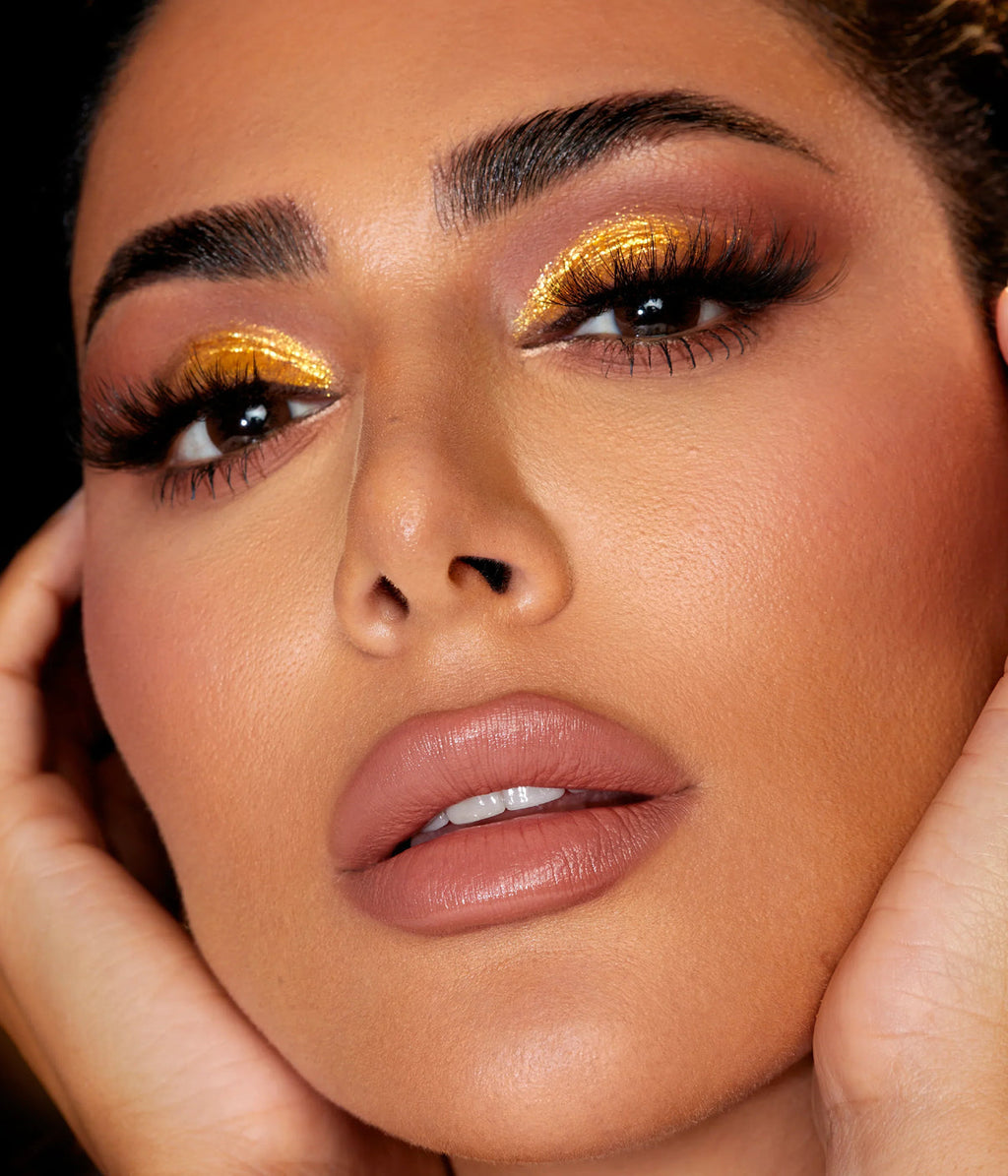 Huda beauty Empowered palette